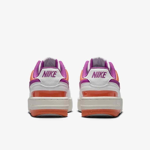 Nike
‘Gamma’
NWOT - Picture 14 of 16